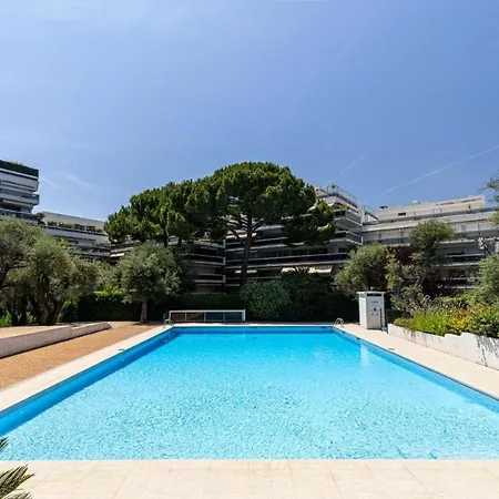 Daire Les Pins Charming