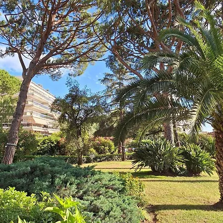 Les Pins Charming Apartament Juan-les-Pins